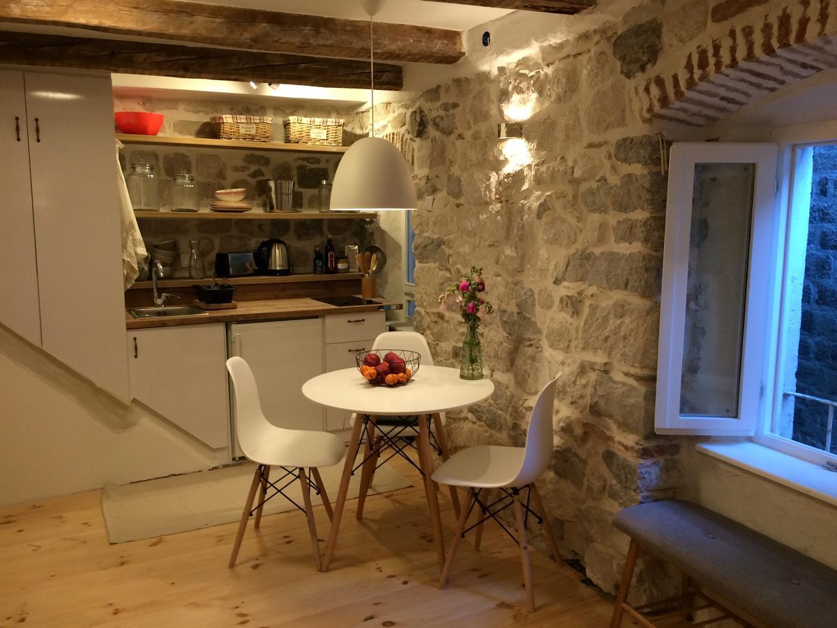 Apartamento Chic & Stylish With Seaview-Terrace - Kotor Indah Exterior foto